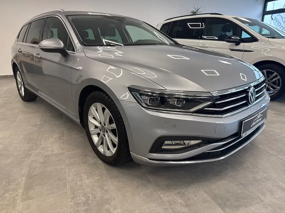Volkswagen Passat Variant - Thumbnail 2