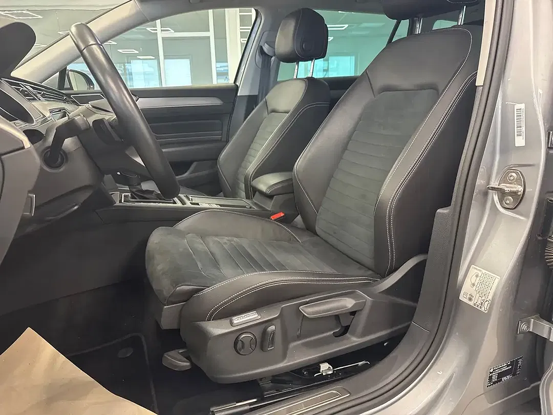 Volkswagen Passat Variant - Thumbnail 6
