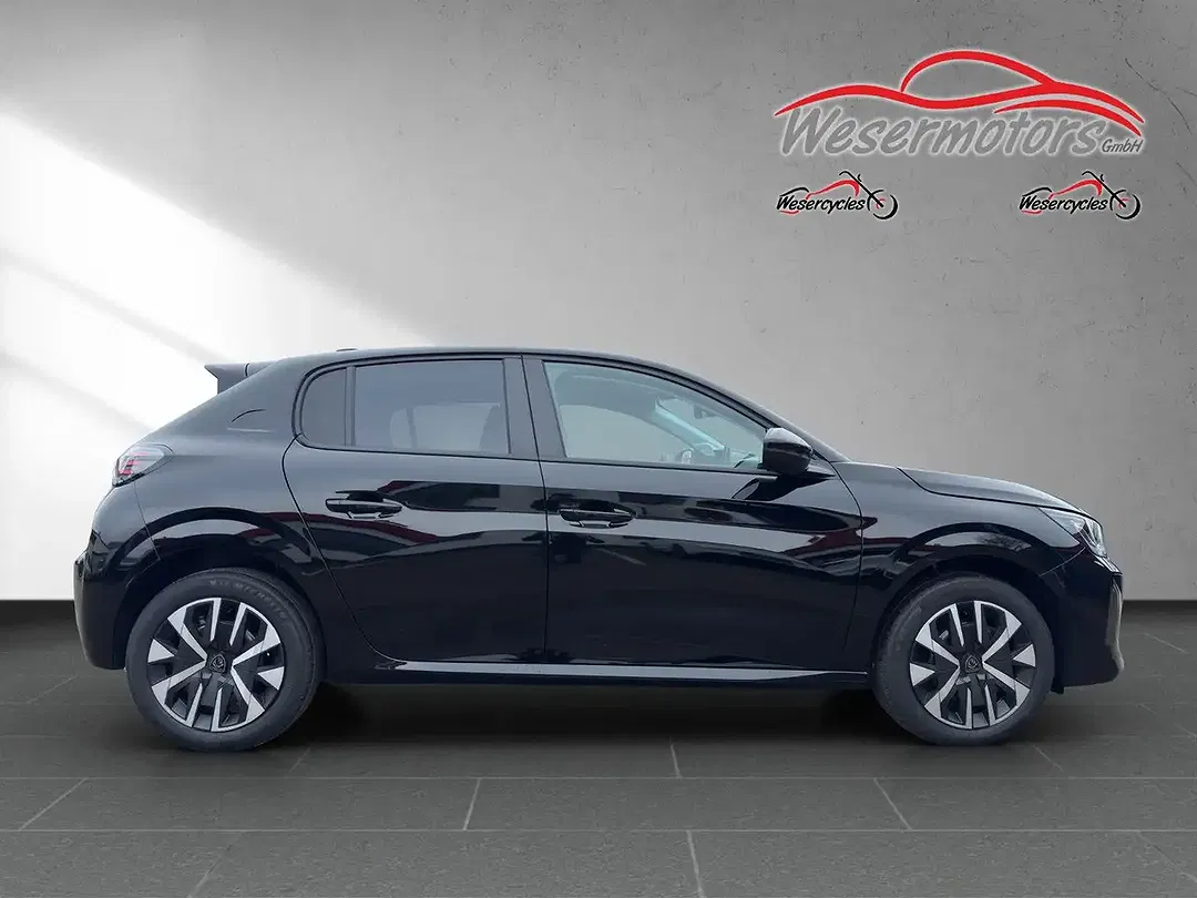 Peugeot 208 - Thumbnail 6