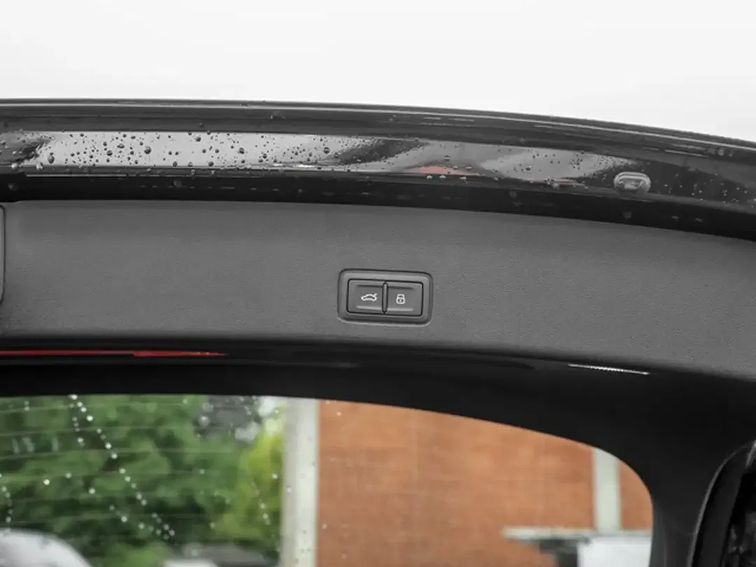 Audi Q3 - Thumbnail 10