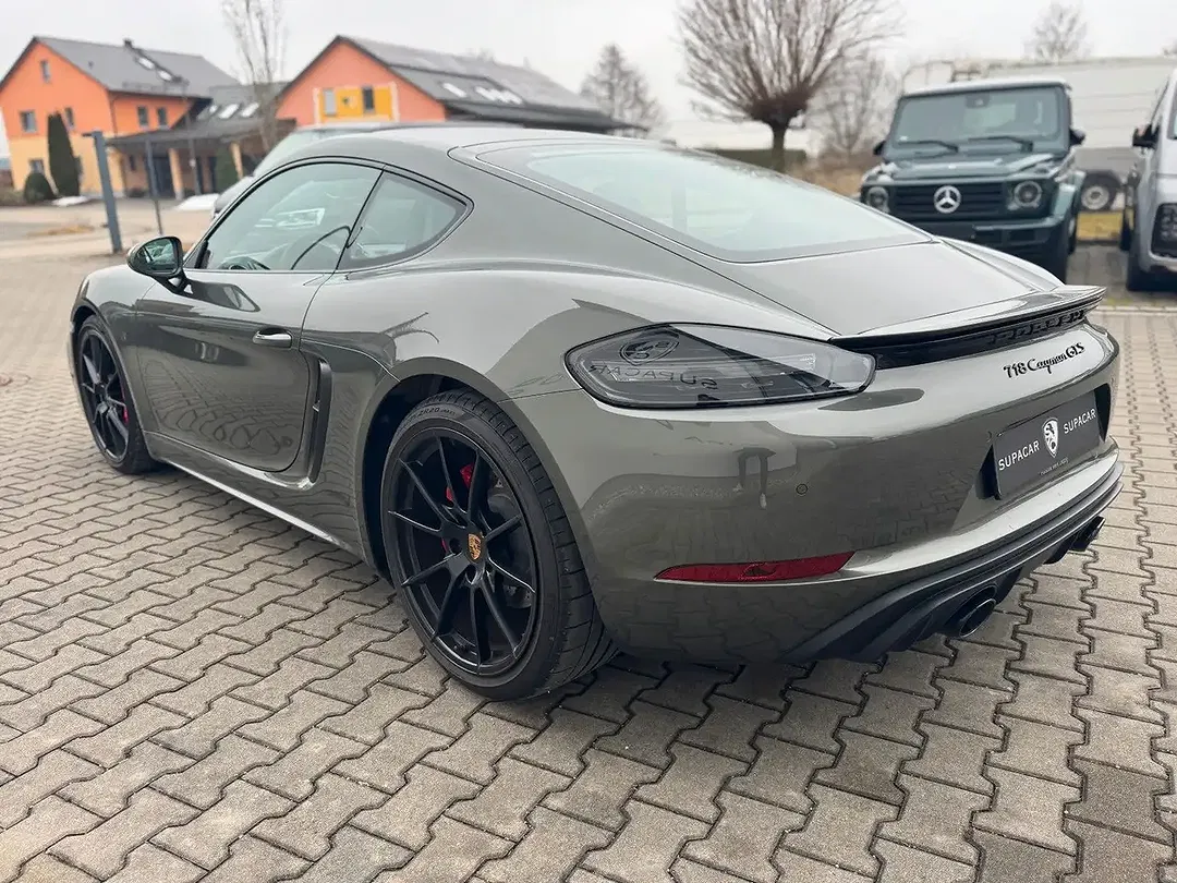 Porsche Cayman - Thumbnail 10