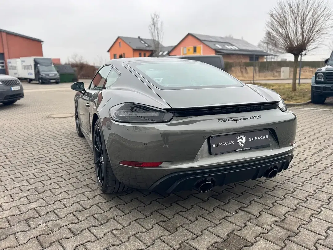 Porsche Cayman - Thumbnail 11