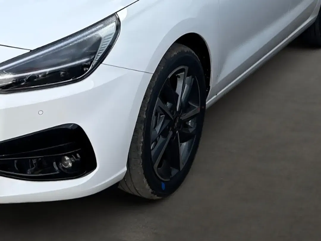 Hyundai i30 - Thumbnail 6