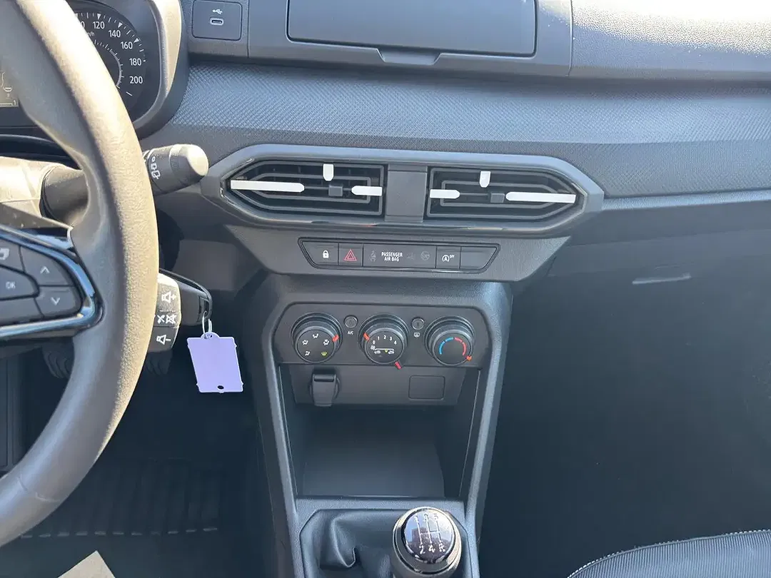 Dacia Sandero - Thumbnail 12