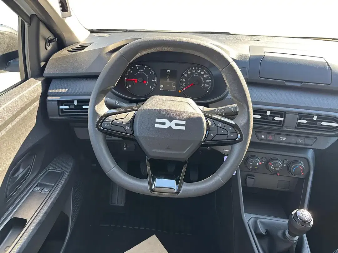 Dacia Sandero - Thumbnail 13