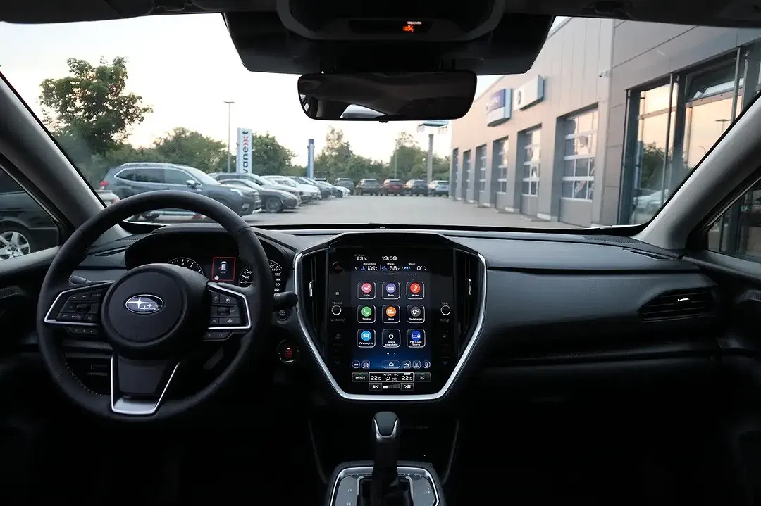 Subaru Crosstrek - Thumbnail 14