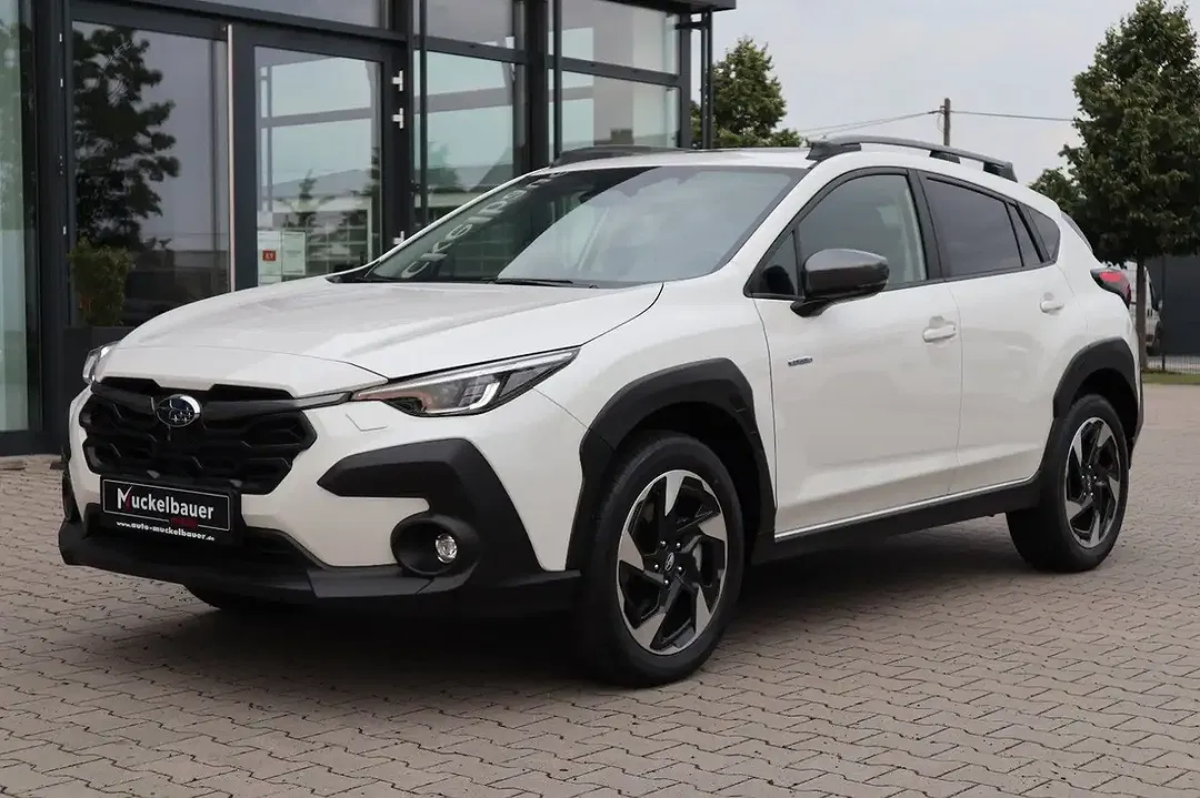 Subaru Crosstrek - Thumbnail 2
