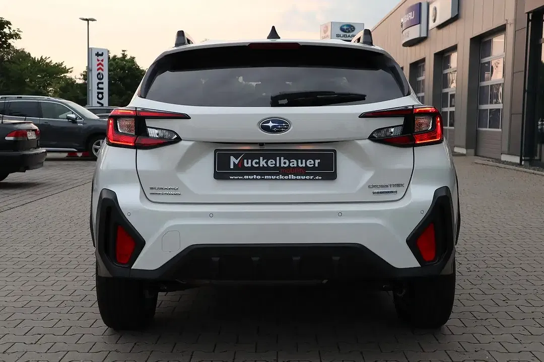 Subaru Crosstrek - Thumbnail 6