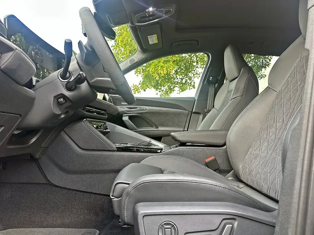 Audi Q5 - Thumbnail 11