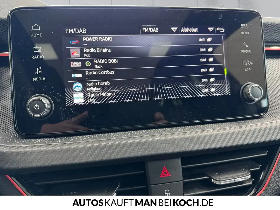 Skoda Kamiq - Thumbnail 11