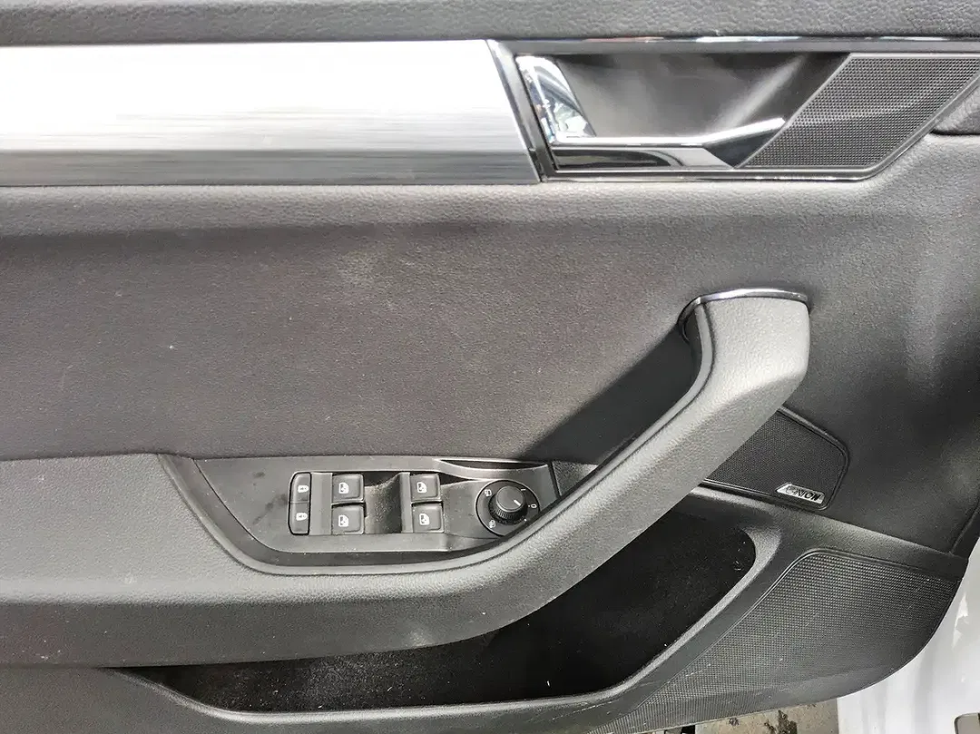 Skoda Superb - Thumbnail 9