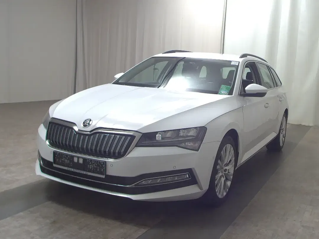 Skoda Superb - Thumbnail 2