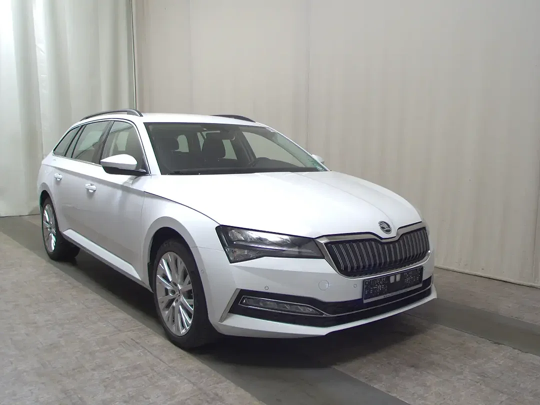Skoda Superb - Afbeelding 1