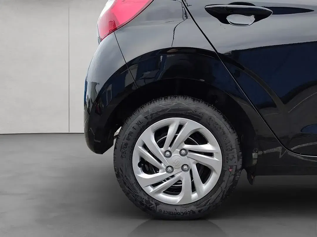 Hyundai i10 - Thumbnail 24