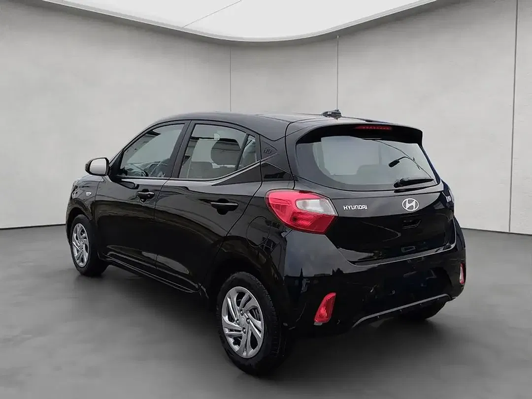 Hyundai i10 - Thumbnail 3