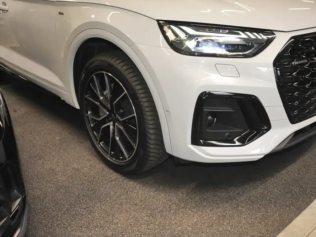 Audi Q5 - Thumbnail 10