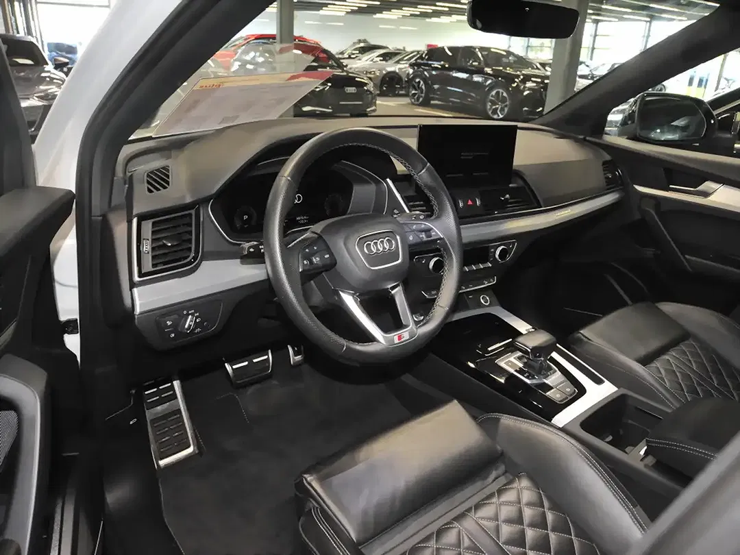 Audi Q5 - Thumbnail 9