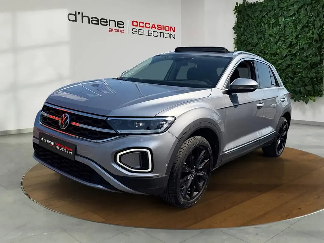 Volkswagen T-Roc - Thumbnail 1