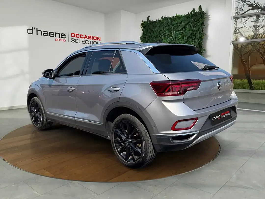 Volkswagen T-Roc - Thumbnail 14