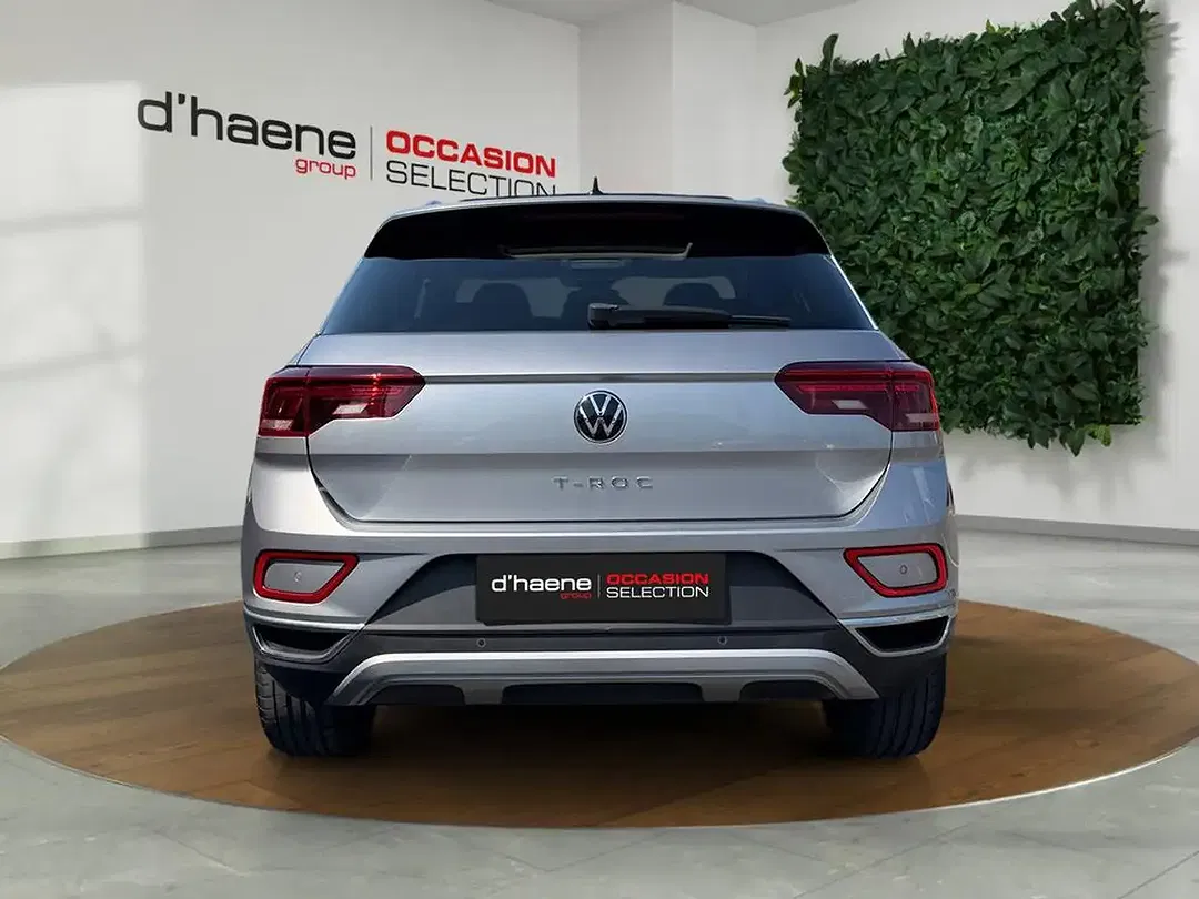 Volkswagen T-Roc - Thumbnail 15
