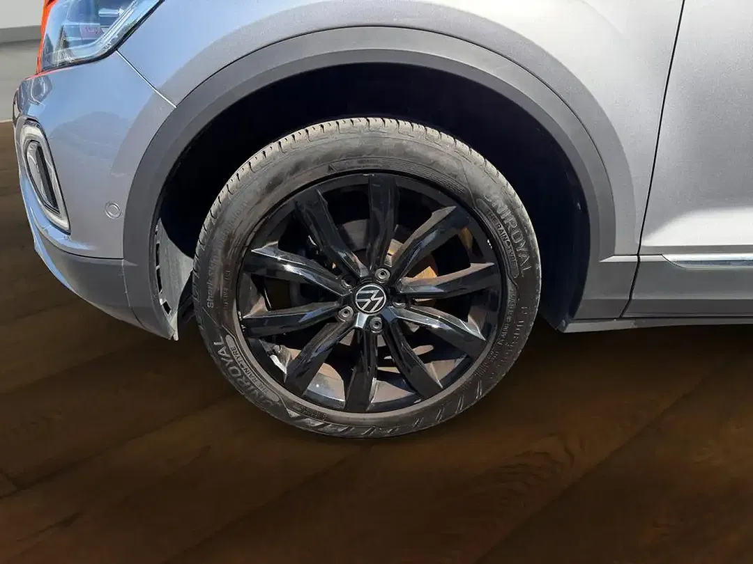 Volkswagen T-Roc - Thumbnail 5