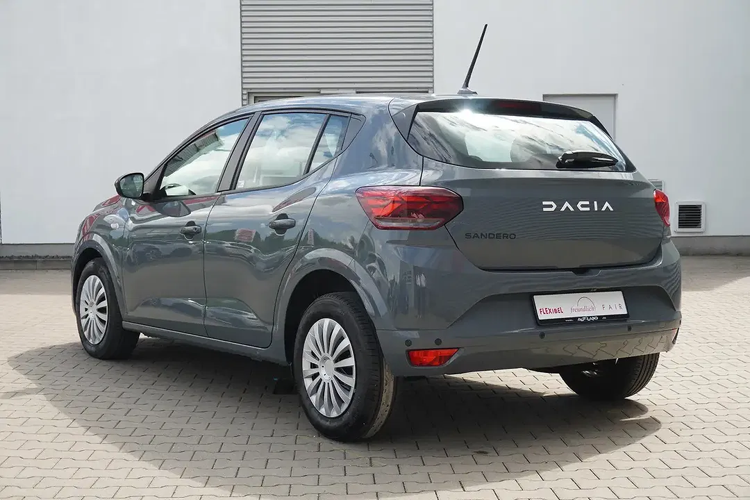 Dacia Sandero - Thumbnail 7