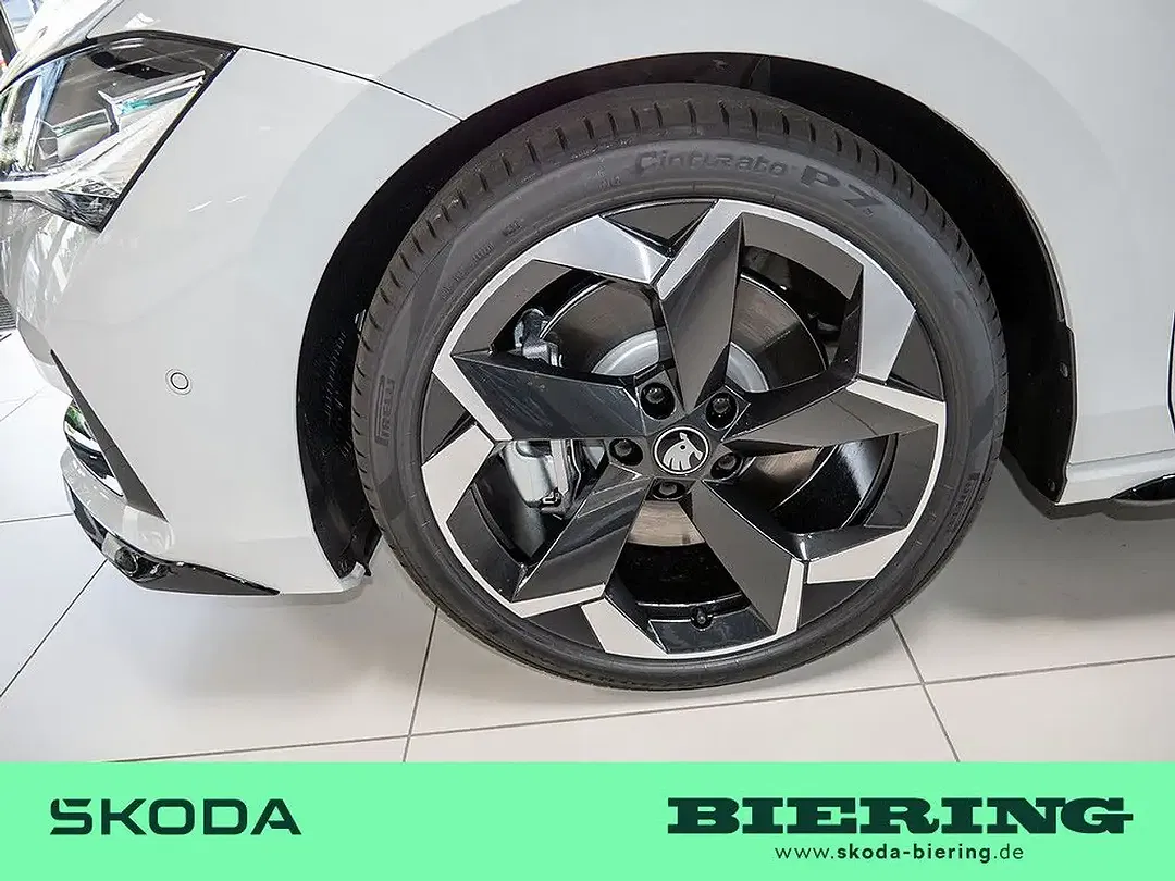 Skoda Superb - Thumbnail 5