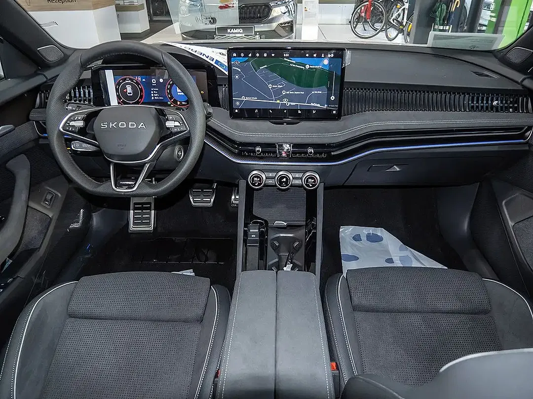 Skoda Superb - Thumbnail 6