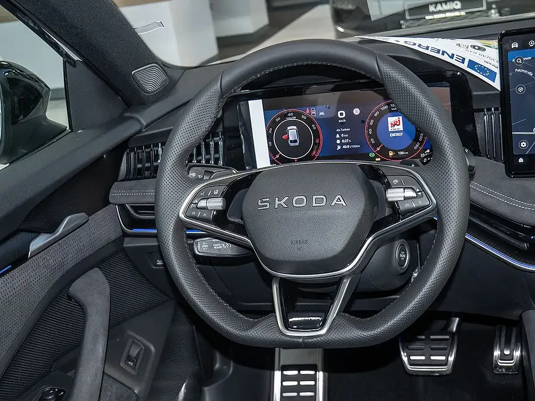 Skoda Superb - Thumbnail 7