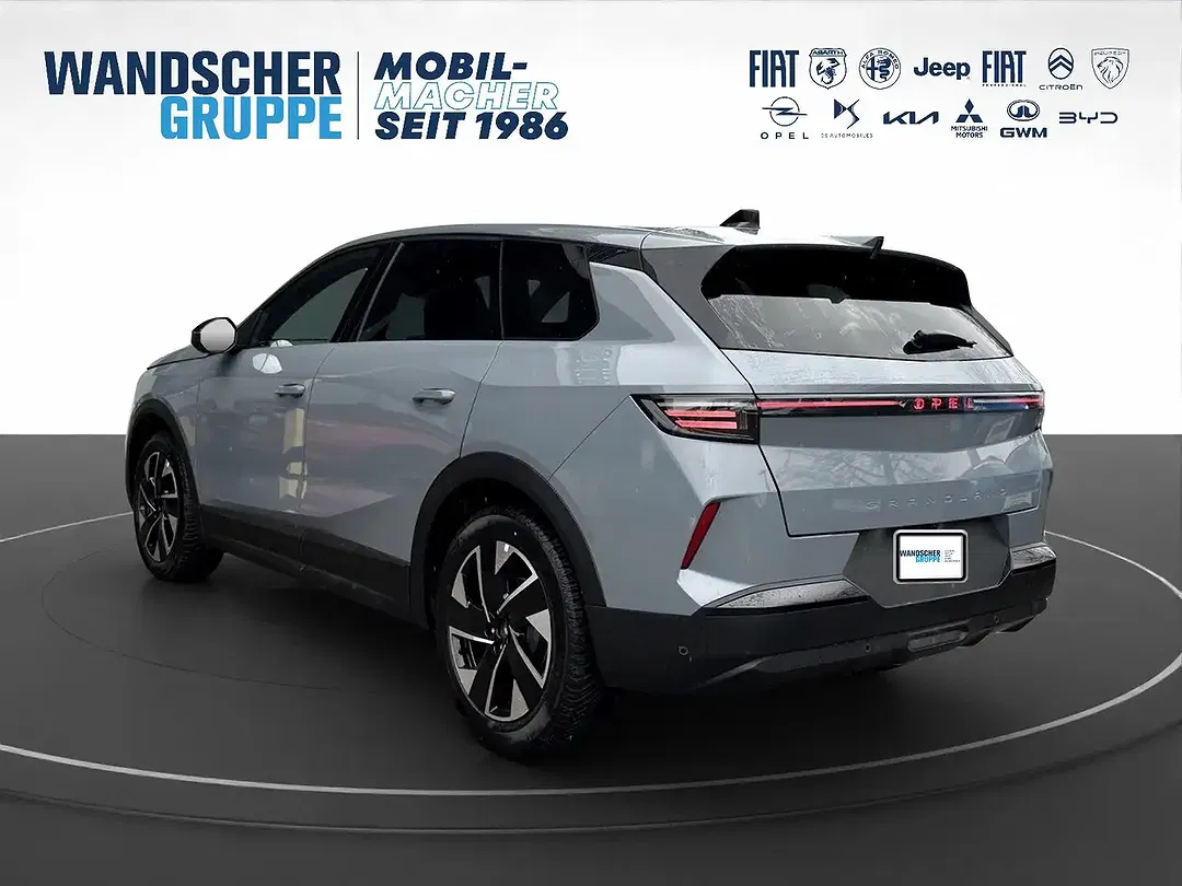 Opel Grandland - Thumbnail 3