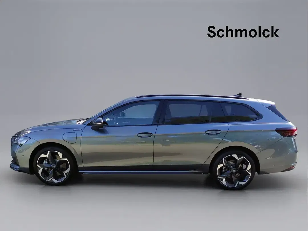 Skoda Superb - Thumbnail 2