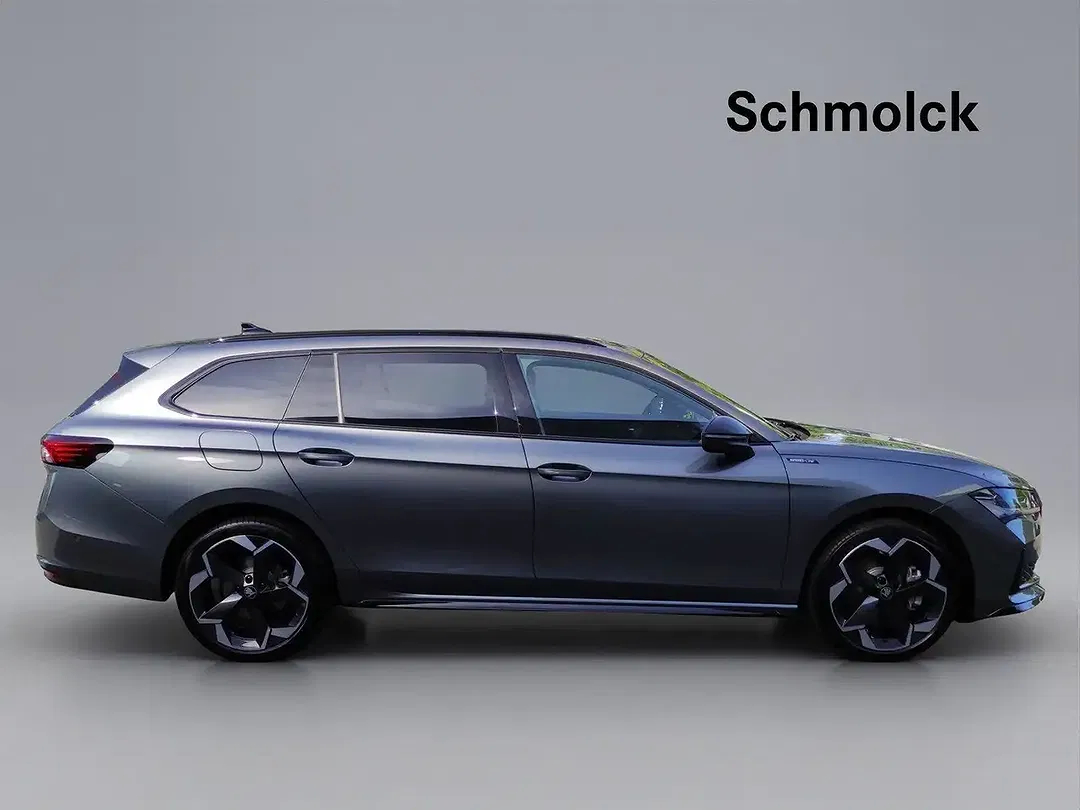 Skoda Superb - Thumbnail 3