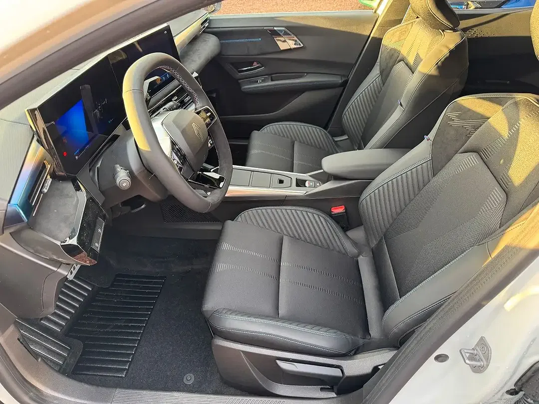 Renault Clio - Thumbnail 17