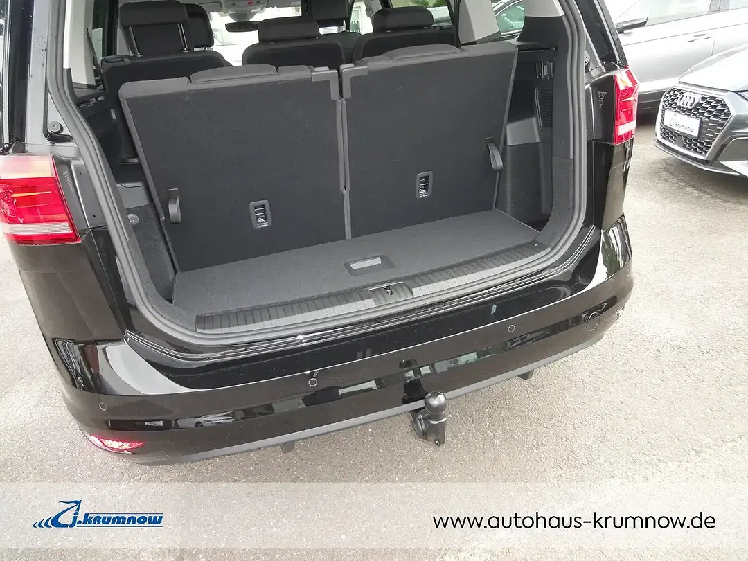 Volkswagen Touran - Thumbnail 10