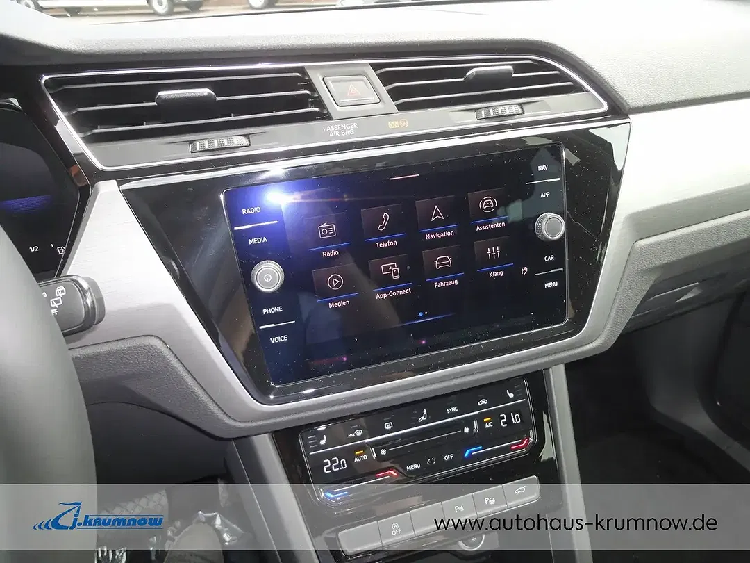 Volkswagen Touran - Thumbnail 15