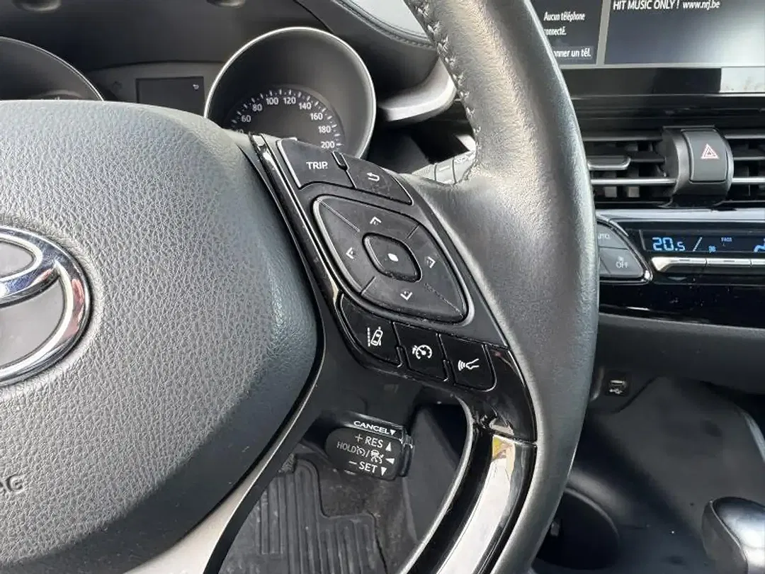 Toyota C-HR - Thumbnail 15
