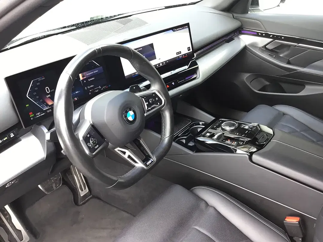 BMW 520 - Thumbnail 10
