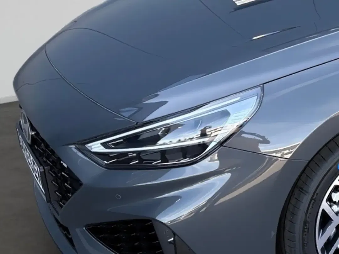 Hyundai i30 - Thumbnail 4