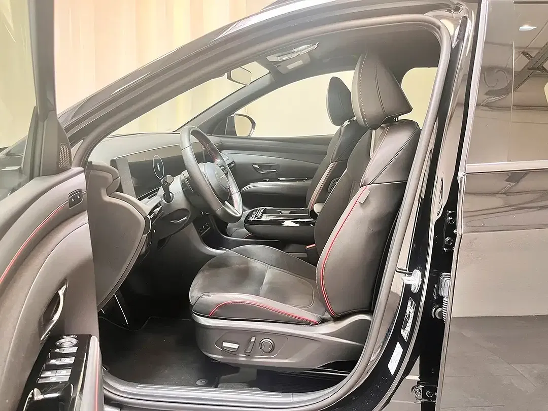 Hyundai TUCSON - Thumbnail 8