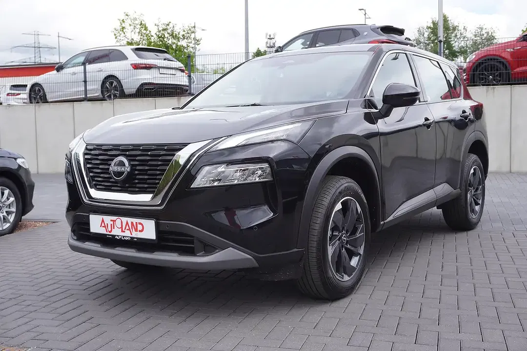 Nissan X-Trail - Thumbnail 1