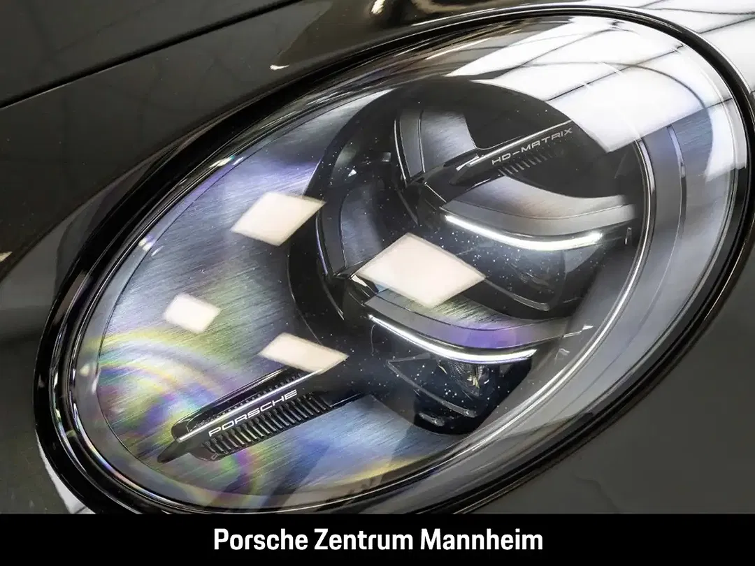 Porsche 992 - Thumbnail 13