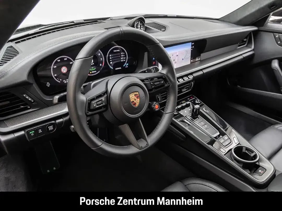 Porsche 992 - Thumbnail 4