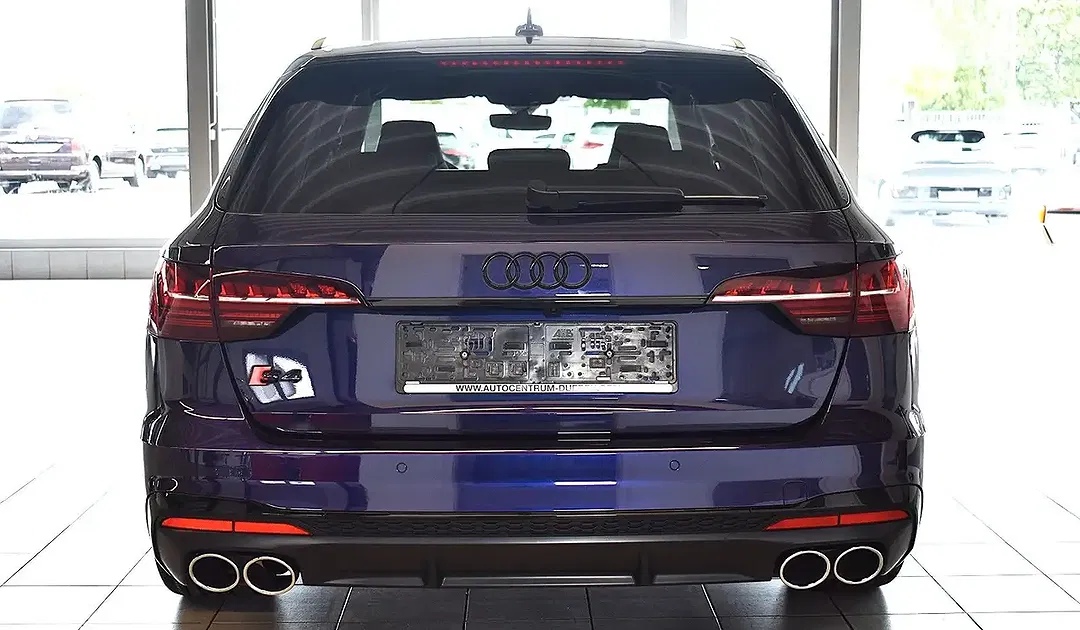 Audi S4 - Thumbnail 6