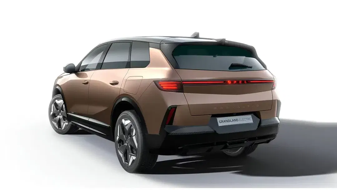 Opel Grandland - Thumbnail 2
