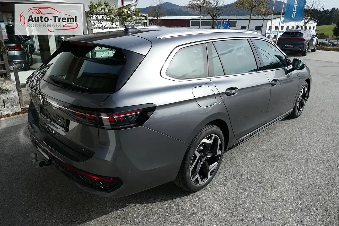 Volkswagen Passat Variant - Thumbnail 3
