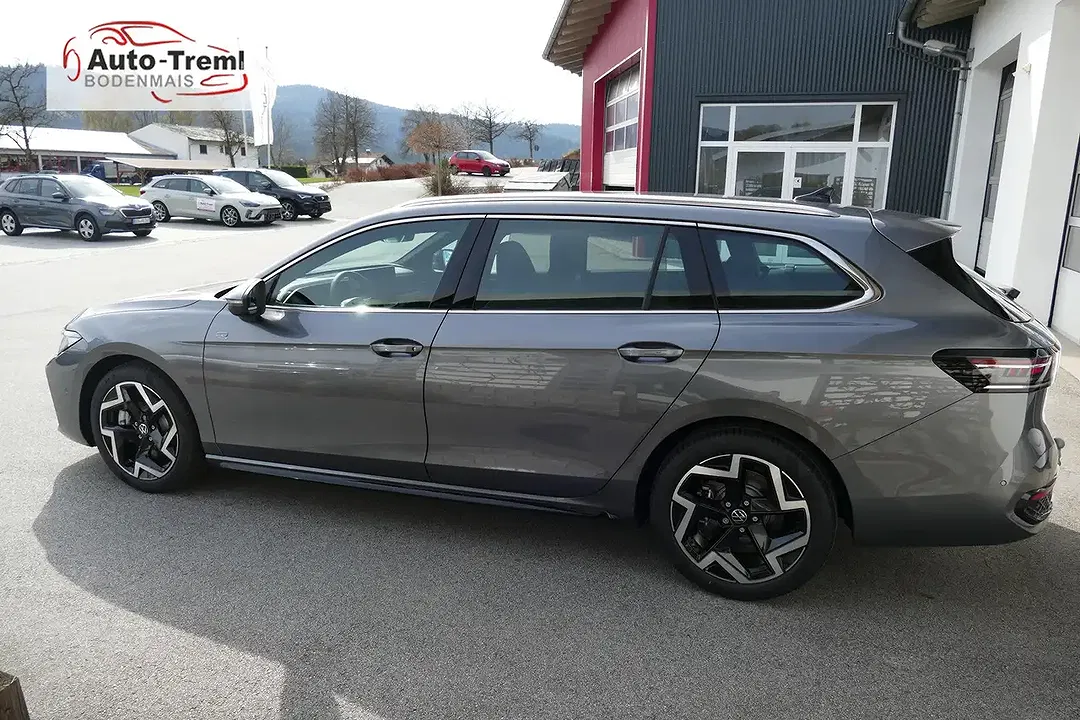 Volkswagen Passat Variant - Thumbnail 6
