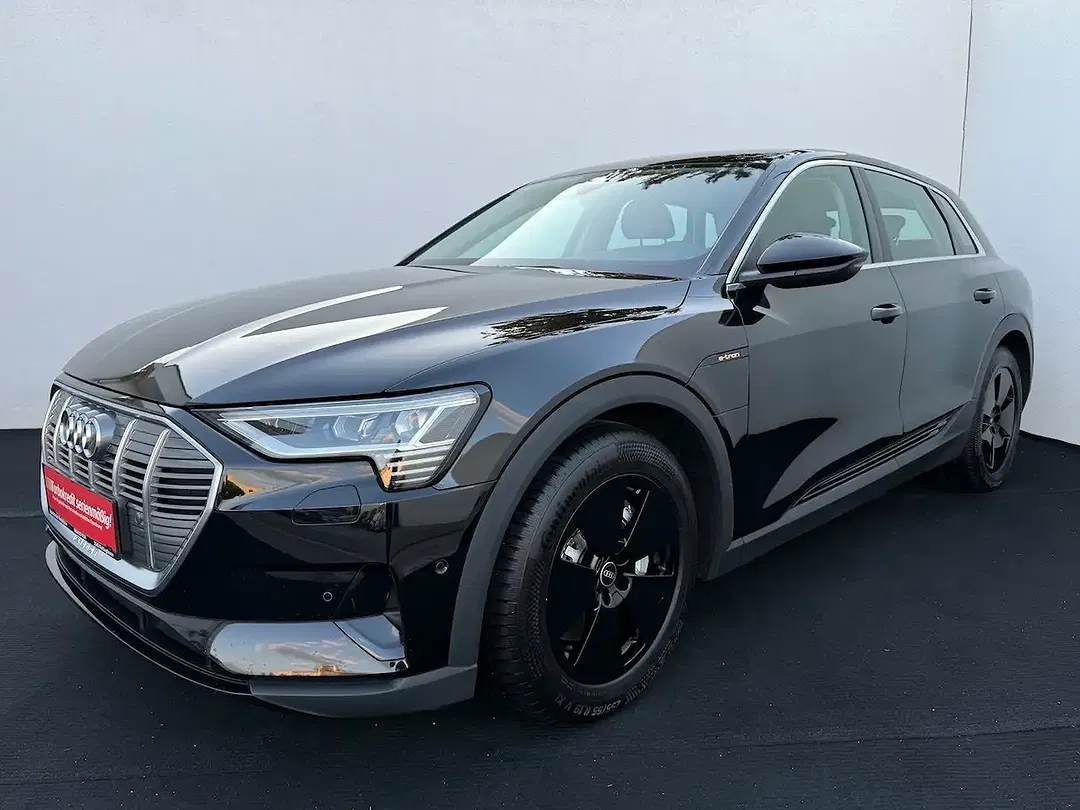 Audi e-tron - Thumbnail 3
