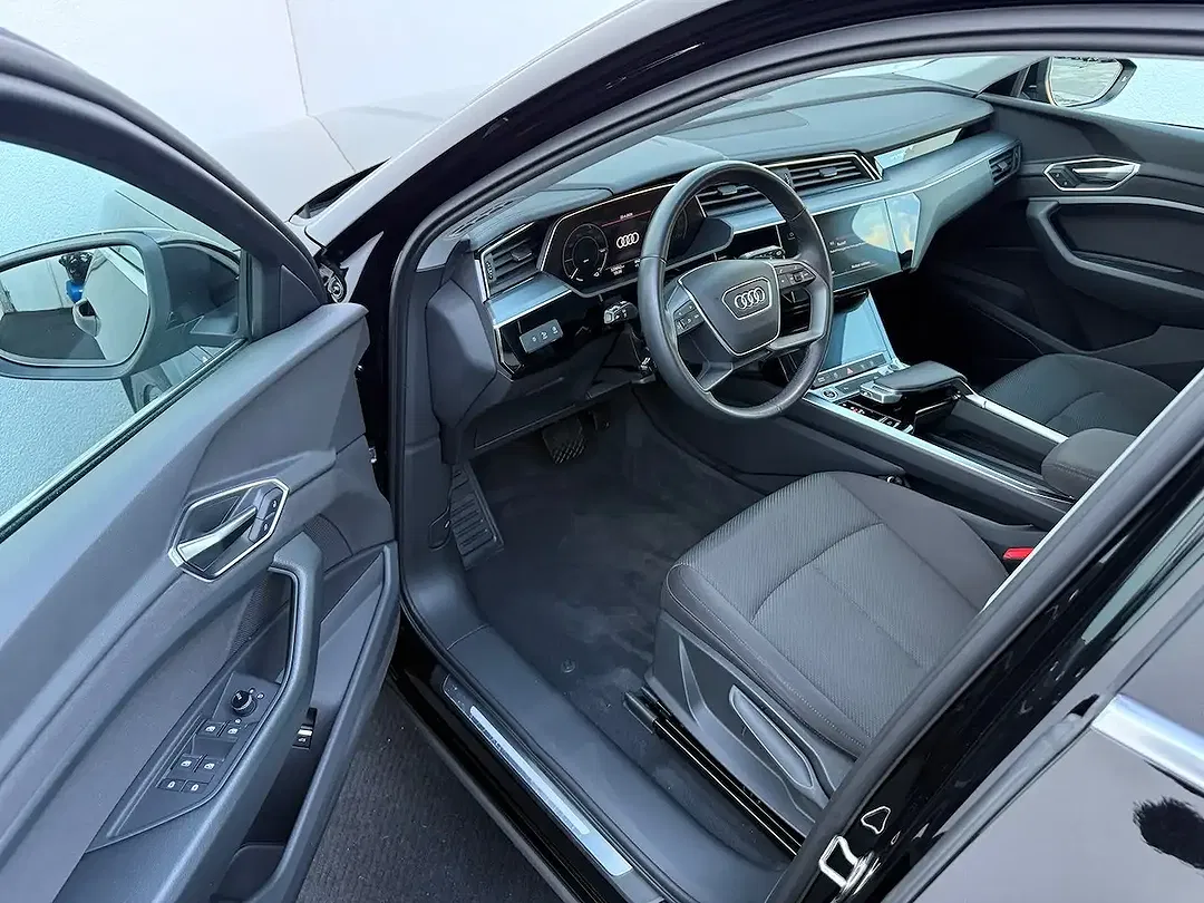 Audi e-tron - Thumbnail 8
