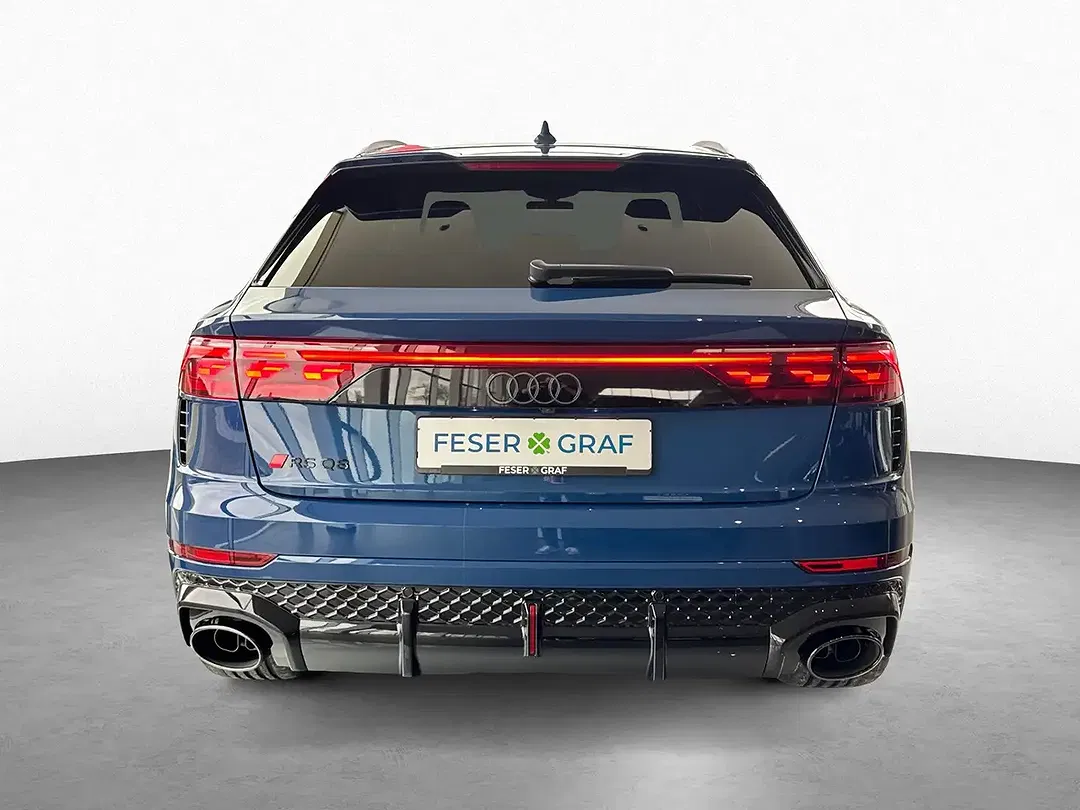 Audi RS Q8 - Thumbnail 6