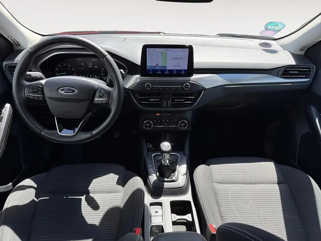 Ford Focus - Thumbnail 15